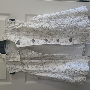 Chico's silver sleeveless vest